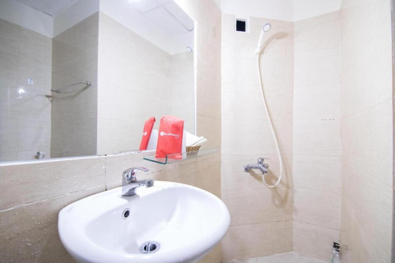Reddoorz Marieline 2 Hotel โฮจิมินห์ซิตี้ ภายนอก รูปภาพ